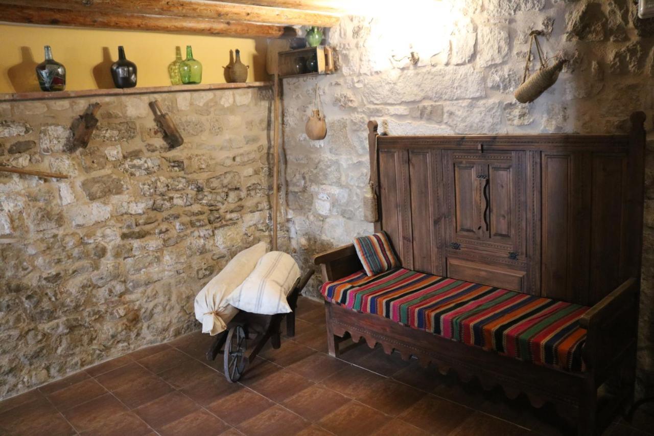 Casa Rural Tres Regiones Ontinena Bagian luar foto