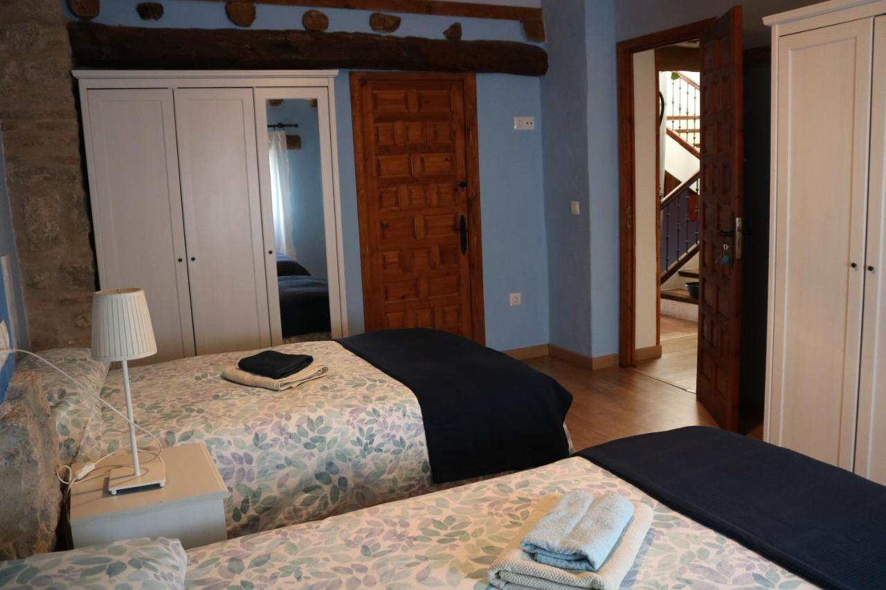 Casa Rural Tres Regiones Ontinena Bagian luar foto